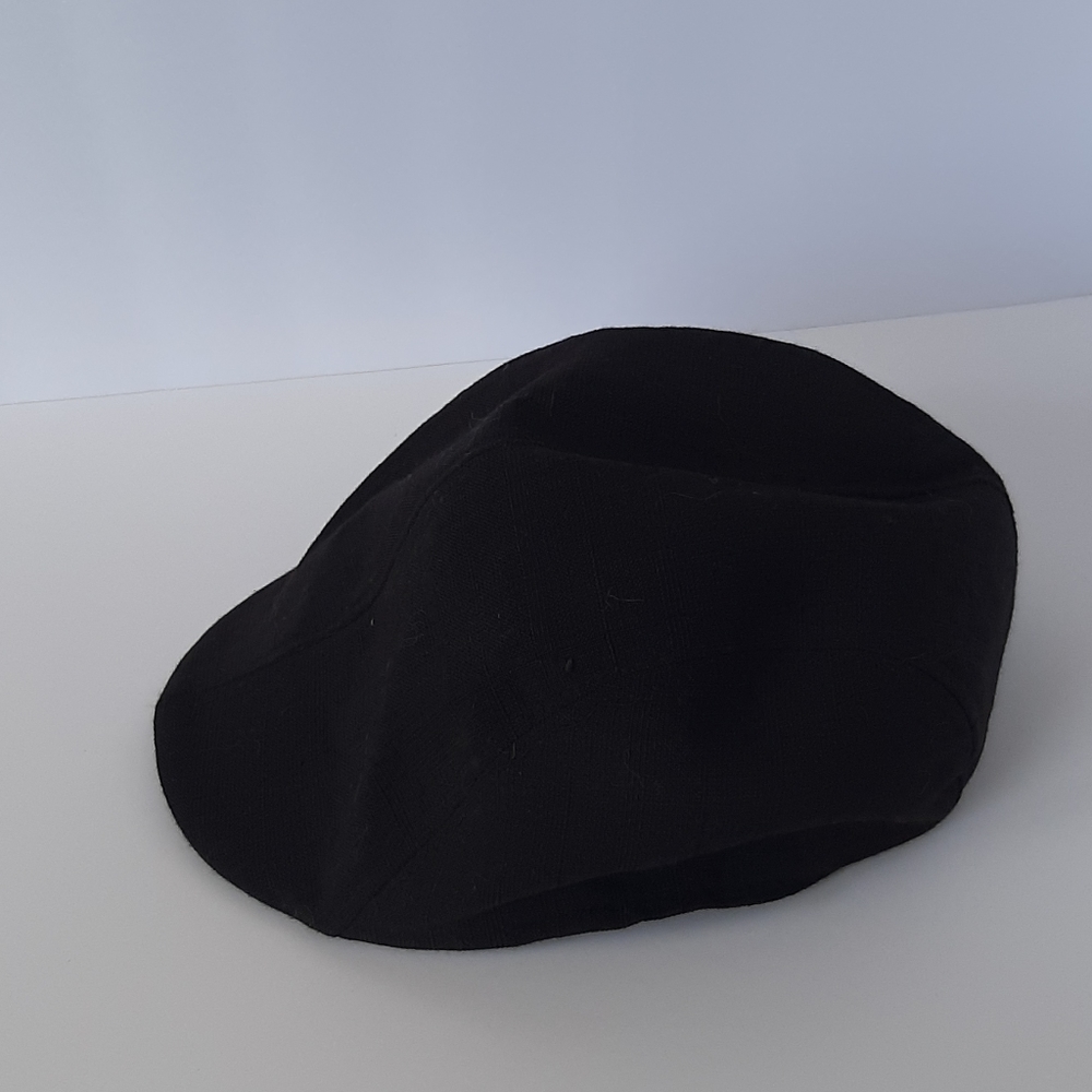 Mens linen cap